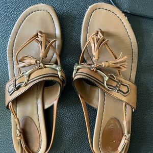 Gucci leather sandal